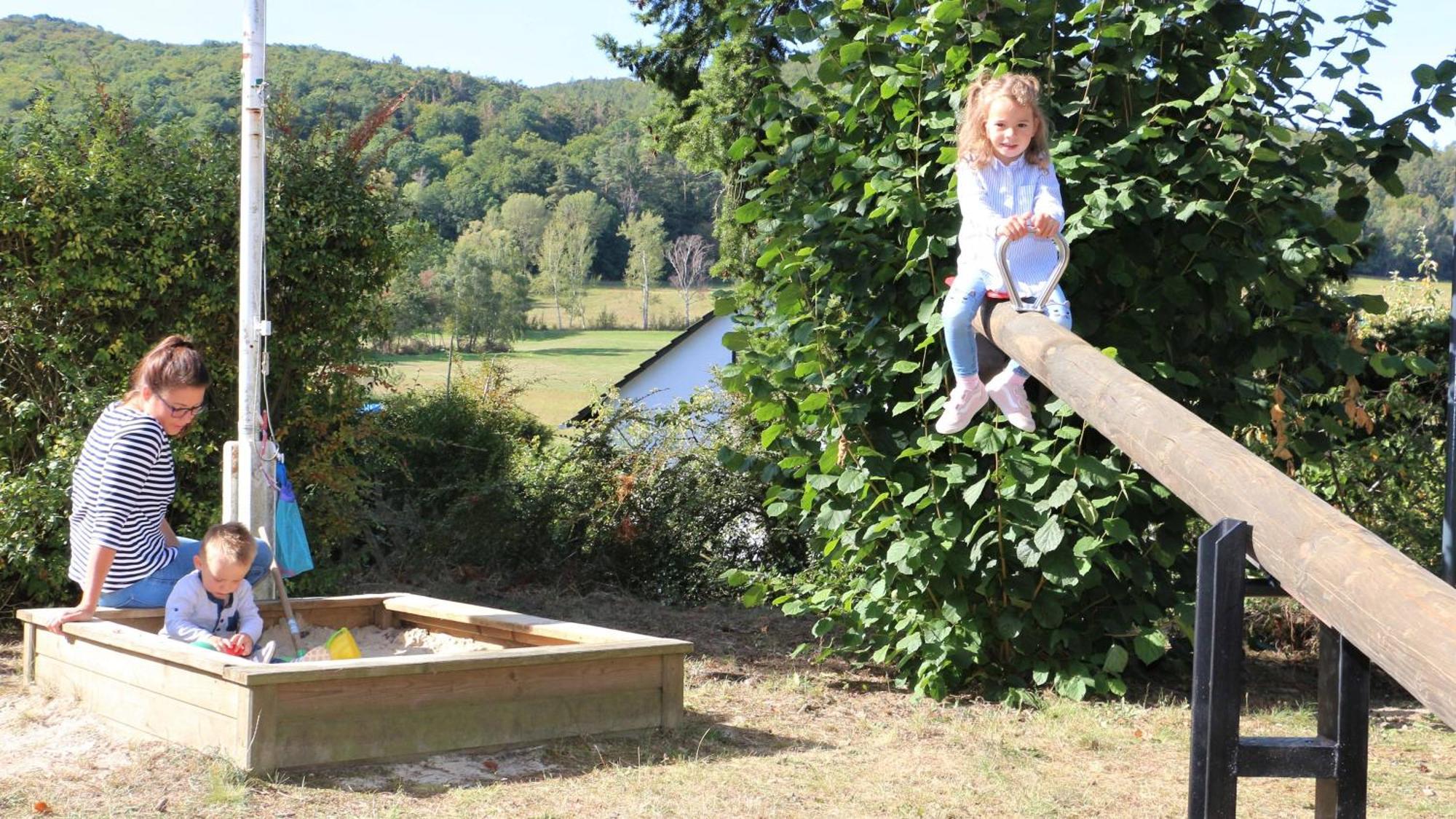 Ferienhaus Schoene Aussicht Ferienwohnung Rot Hemfurth-Edersee Екстериор снимка